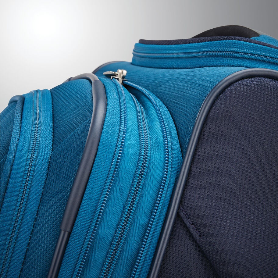 Advance&trade; Eco 22 x 14 x 9 Carry-On Spinner in the color Pacific Blue/Navy. image number 6